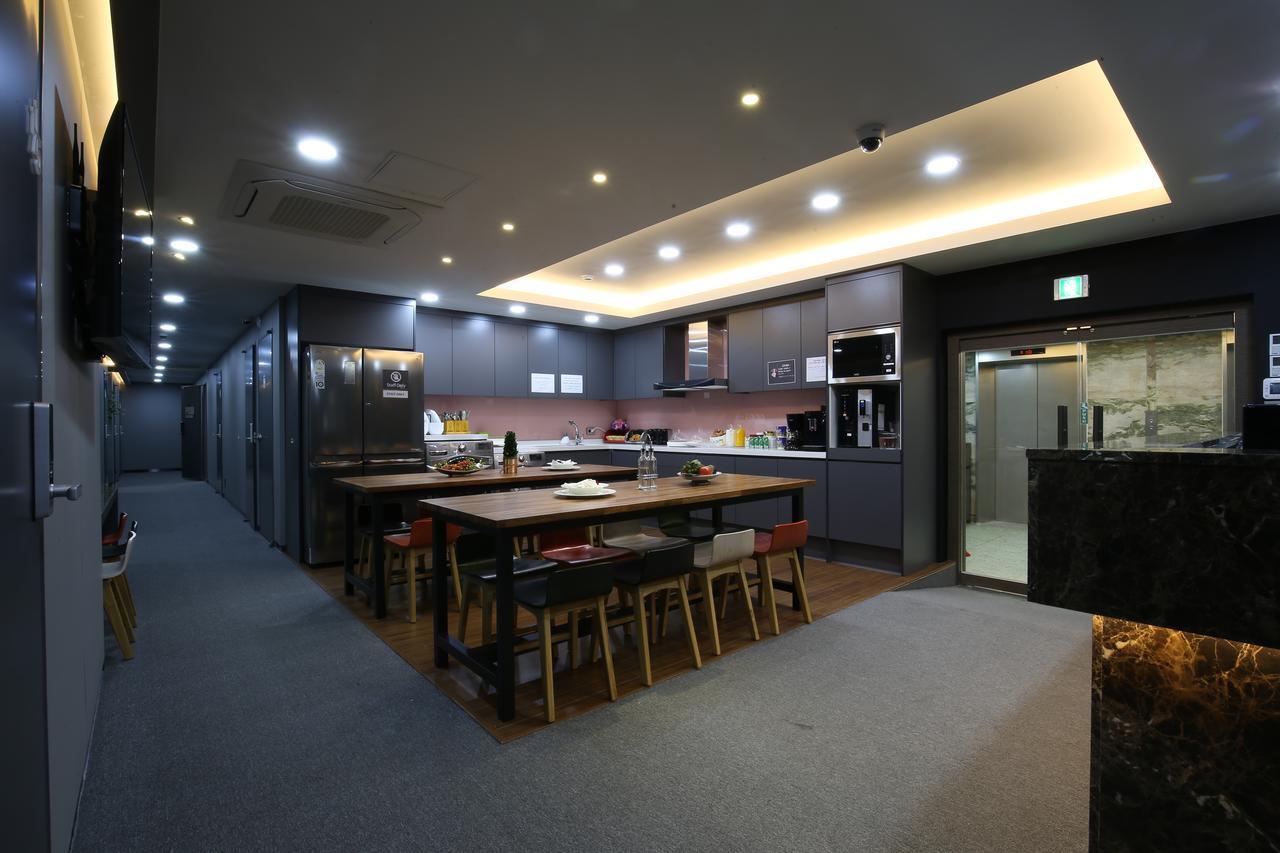 Philstay Myeongdong Seoul Eksteriør bilde