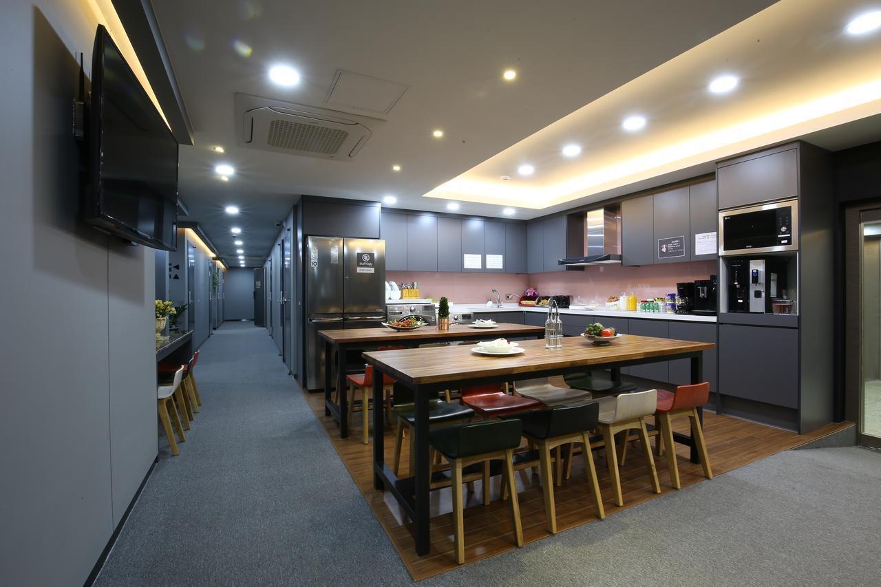 Philstay Myeongdong Seoul Eksteriør bilde